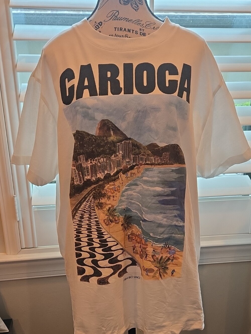 FARM Rio (XL) White Carioca Graphic Oversozed Beach Tee Scenic Print. 23" P2P
